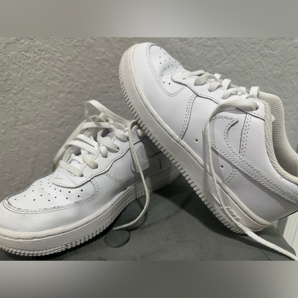 Boys Nike air force 1